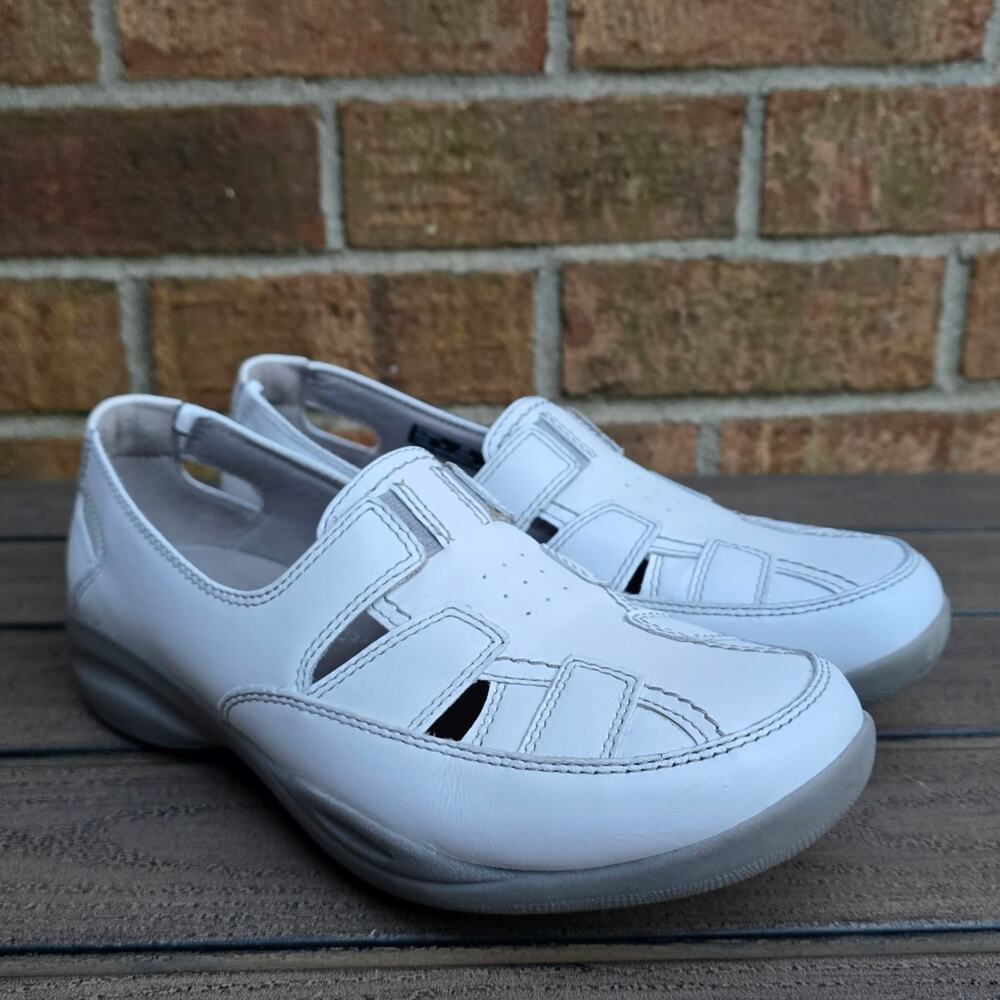 White Leather Shoes Clarks InMotion Net Fisherman SlipOn Comfort Shoes 8W 8 Wide